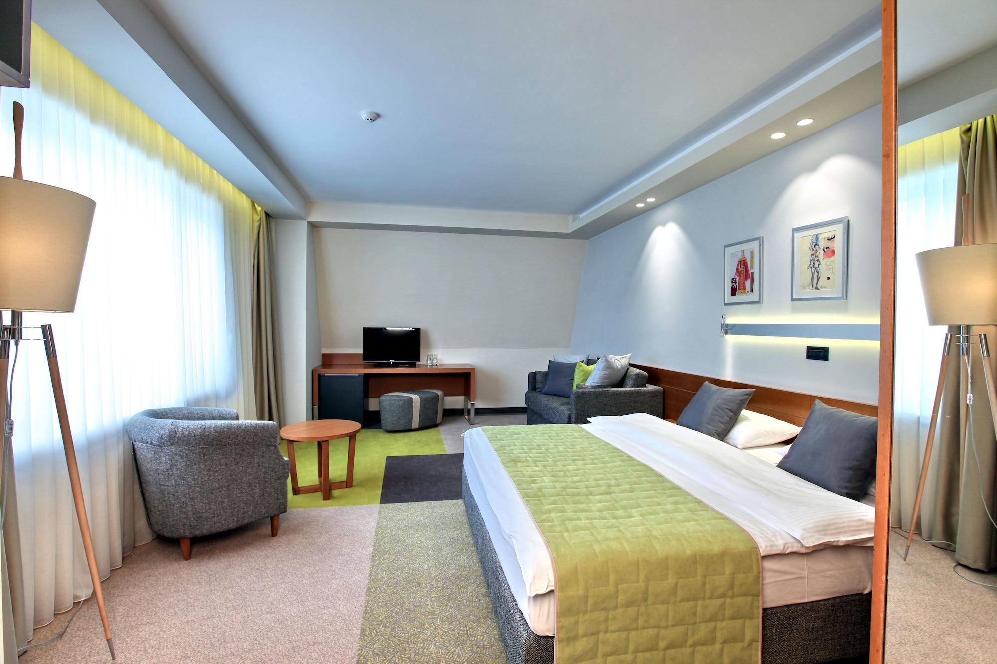 Mona Plaza Zlatibor Hotell Eksteriør bilde