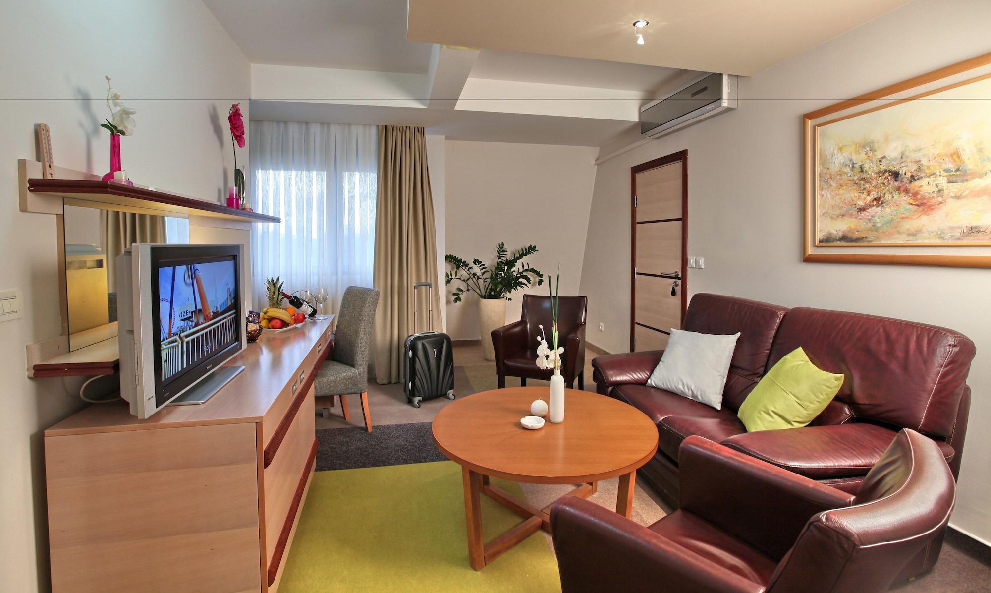 Mona Plaza Zlatibor Hotell Eksteriør bilde