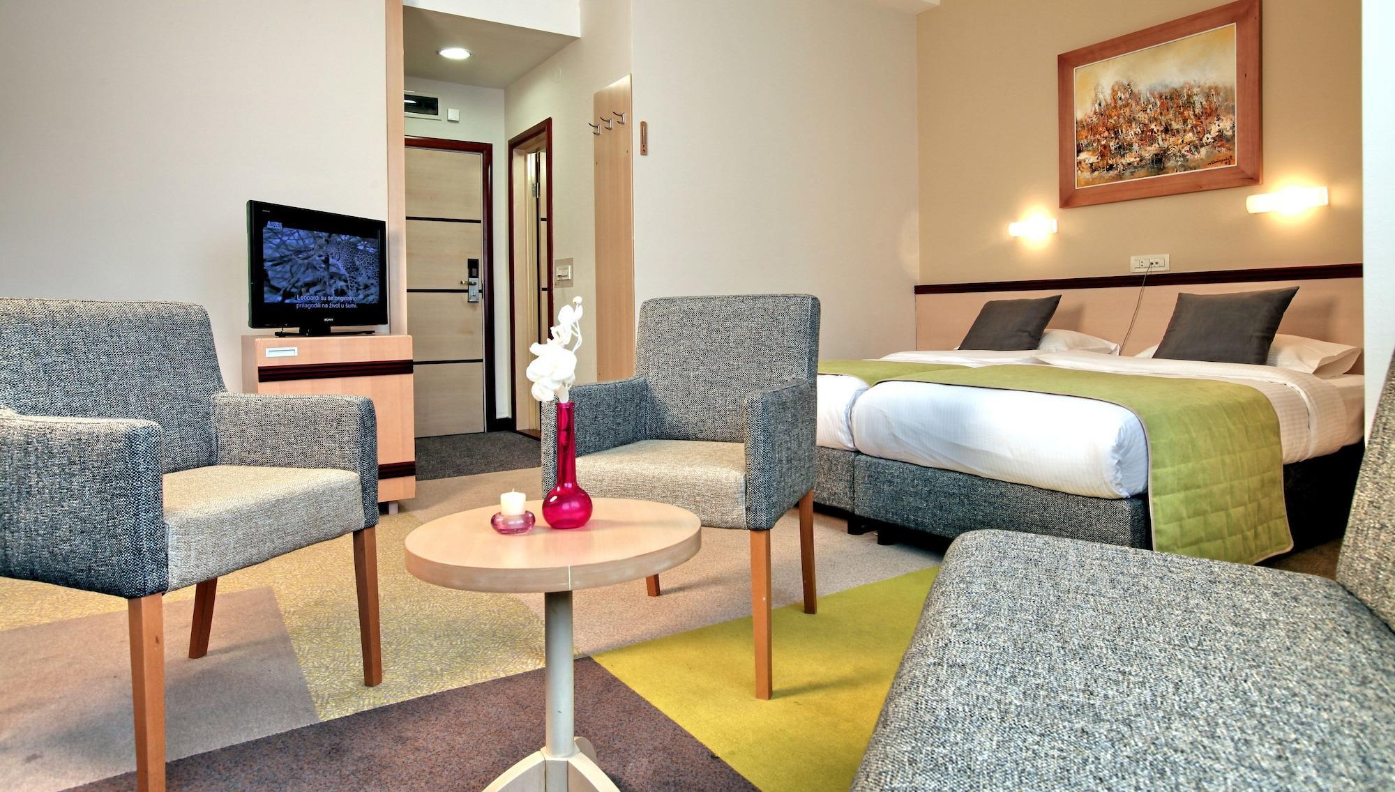 Mona Plaza Zlatibor Hotell Eksteriør bilde