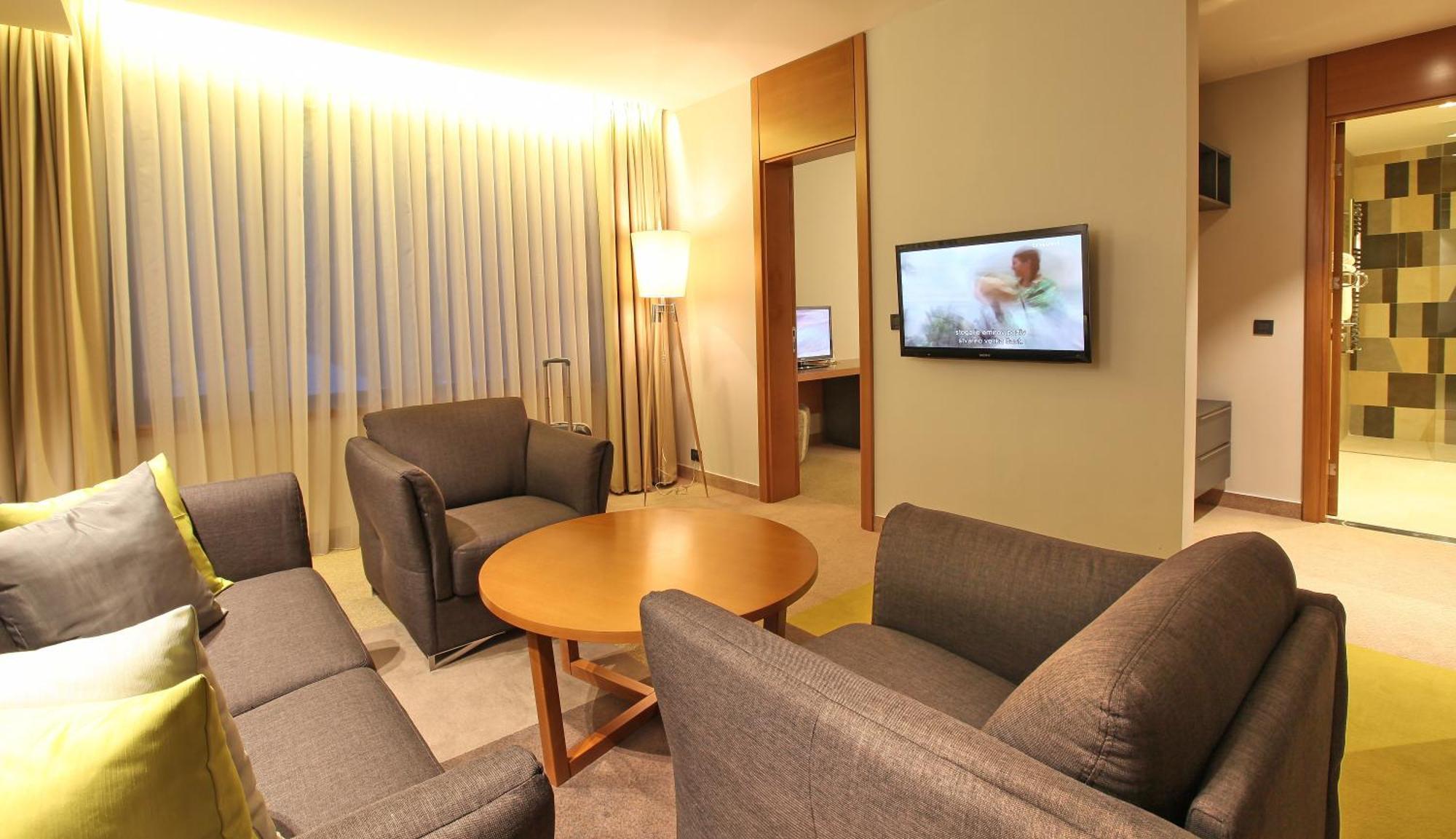 Mona Plaza Zlatibor Hotell Eksteriør bilde